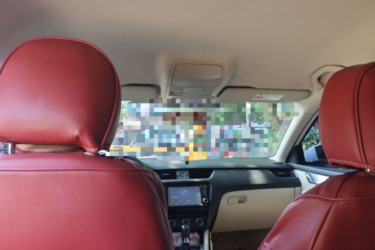 Used Skoda Octavia 2015 1.6L Automatic Yijie Edition Headliner