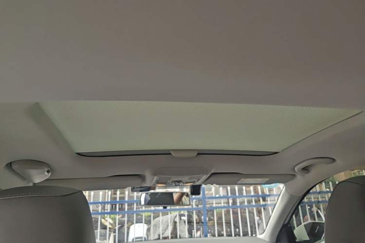Used Skoda Octavia 2015 1.6L Manual Yijun Edition Headliner