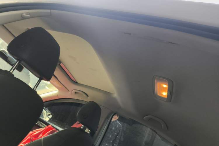 Used Skoda Octavia 2015 1.6L Automatic Yijun Edition Headliner