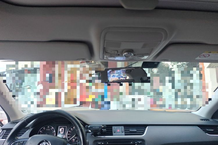 Used Skoda Octavia 2015 1.6L Manual Yijun Edition Headliner