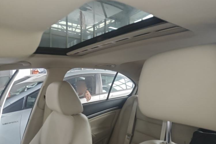 Used Skoda Octavia 2015 Classic Model 1.6L Automatic Yijie Version Headliner