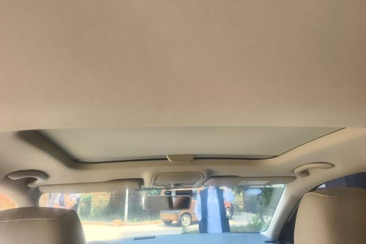 Used Skoda Octavia 2015 1.6L Manual Yijun Edition Headliner