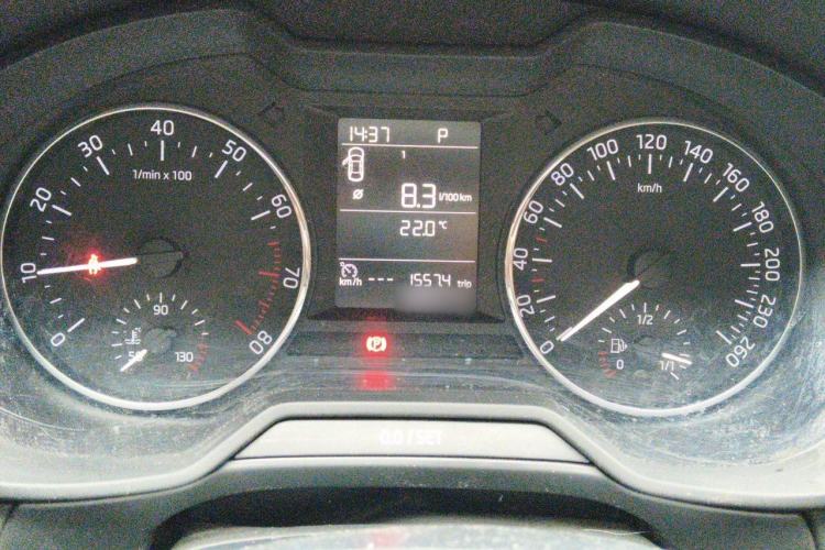 Used Skoda Octavia 2015 1.6L Automatic Yijie Edition Instrument Cluster