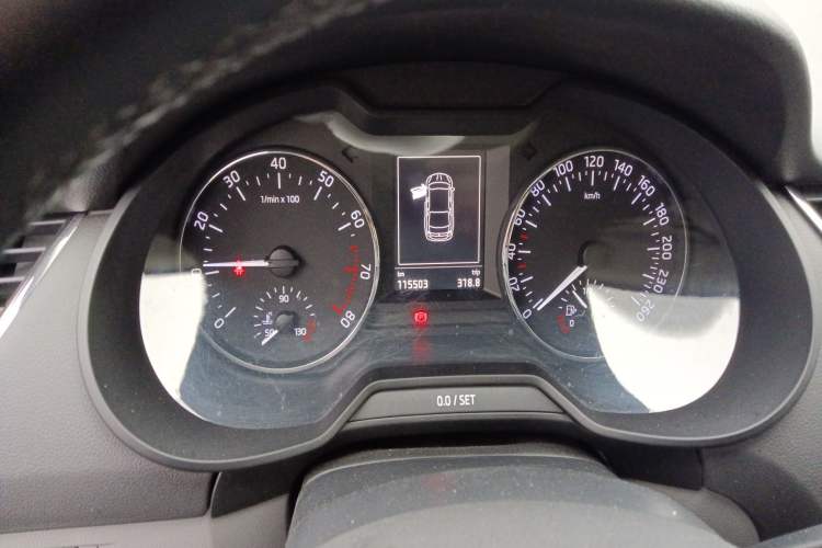 Used Skoda Octavia 2015 1.6L Automatic Yijun Edition Instrument Cluster