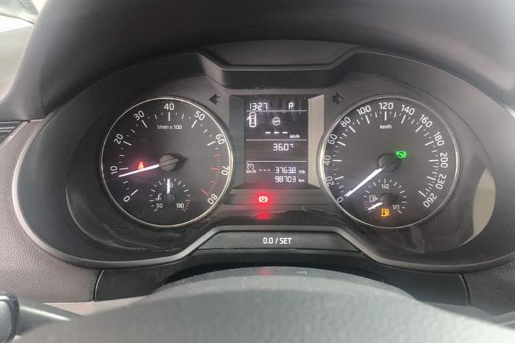 Used Skoda Octavia 2015 1.6L Automatic Yijie Edition Instrument Cluster