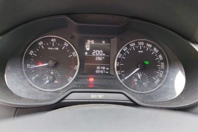Used Skoda Octavia 2015 1.6L Automatic Yijie Edition Instrument Cluster