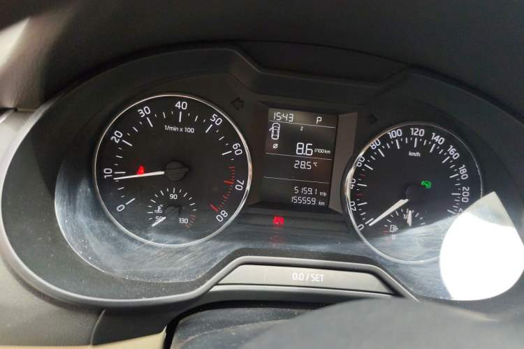 Used Skoda Octavia 2015 1.6L Automatic Yijie Edition Instrument Cluster