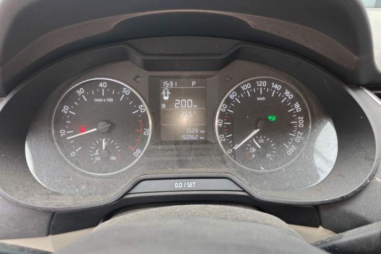 Used Skoda Octavia 2015 1.6L Automatic Yijie Edition Instrument Cluster