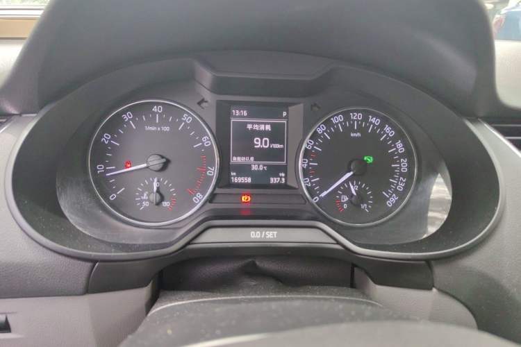 Used Skoda Octavia 2015 1.6L Automatic Yijun Edition Instrument Cluster