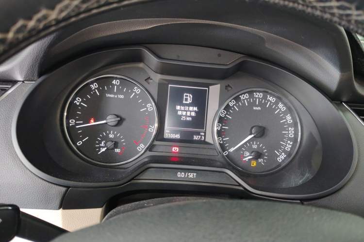 Used Skoda Octavia 2015 1.6L Automatic Yijun Edition Instrument Cluster