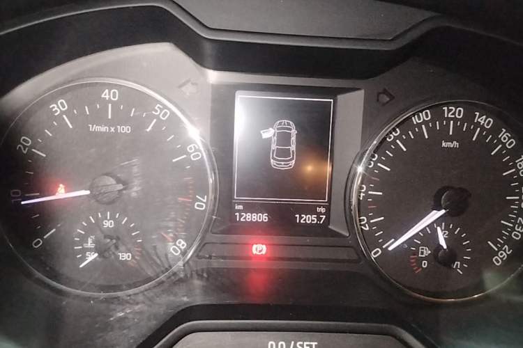 Used Skoda Octavia 2015 1.6L Automatic Yijun Edition Instrument Cluster