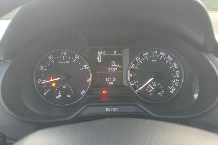Used Skoda Octavia 2015 1.6L Automatic Yijie Edition Instrument Cluster