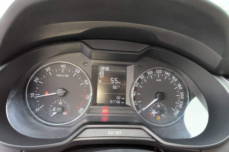 Used Skoda Octavia 2015 1.6L Manual Yijie Edition Instrument Cluster