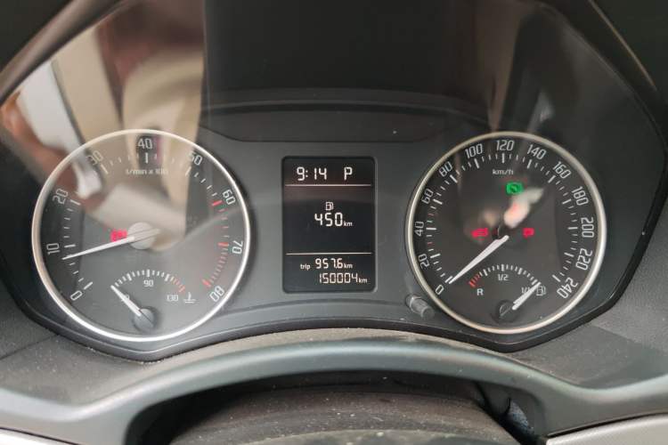 Used Skoda Octavia 2015 Classic Model 1.6L Automatic Yijie Version Instrument Cluster