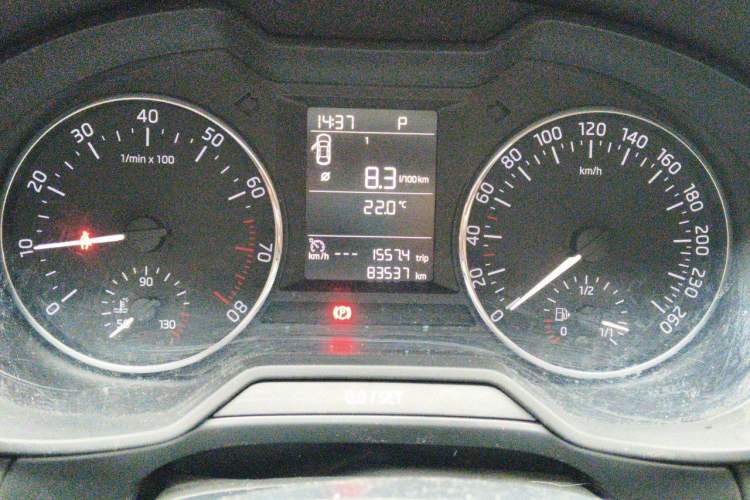 Used Skoda Octavia 2015 1.6L Automatic Yijie Edition Instrument Cluster