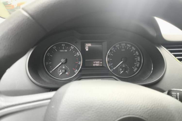 Used Skoda Octavia 2015 1.6L Automatic Yijie Edition Instrument Cluster