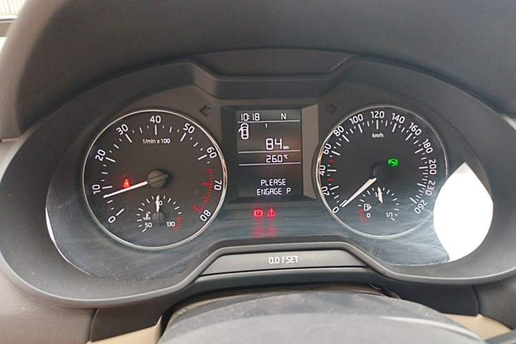 Used Skoda Octavia 2015 1.6L Automatic Yijie Edition Instrument Cluster