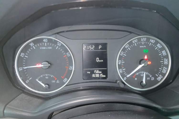 Used Skoda Octavia 2015 Classic Model 1.6L Automatic Yijie Version Instrument Cluster
