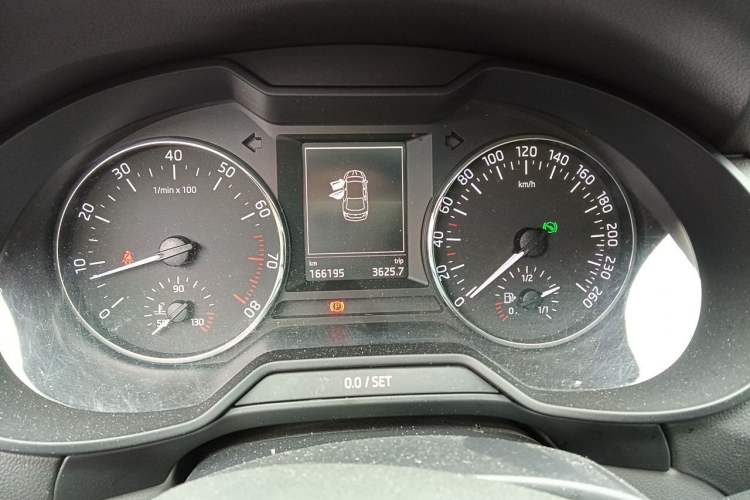 Used Skoda Octavia 2015 1.4TSI DSG Yijun Edition Instrument Cluster