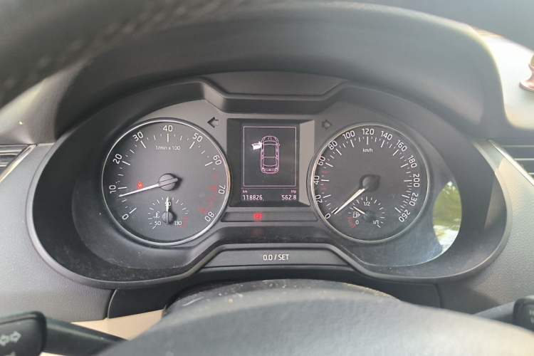 Used Skoda Octavia 2015 1.6L Manual Yijun Edition Instrument Cluster
