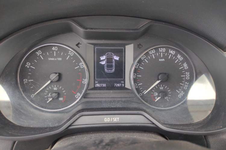 Used Skoda Octavia 2015 1.6L Automatic Yijun Edition Instrument Cluster