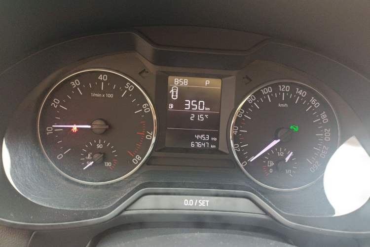 Used Skoda Octavia 2015 1.6L Automatic Eado Edition Instrument Cluster