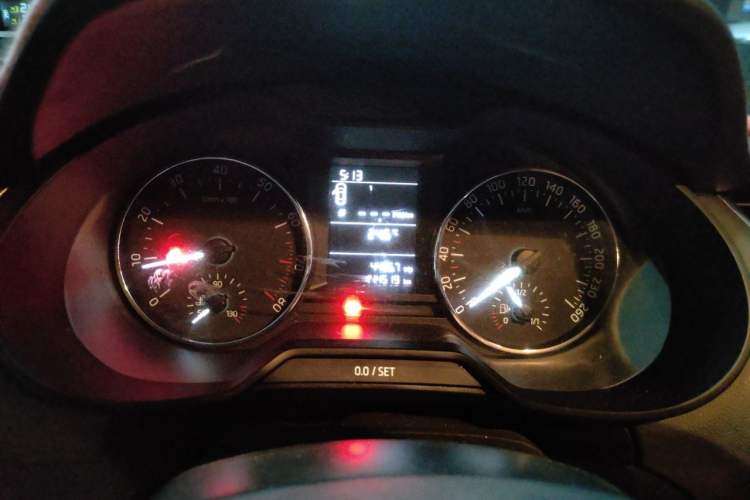 Used Skoda Octavia 2015 1.6L Manual Yijie Edition Instrument Cluster