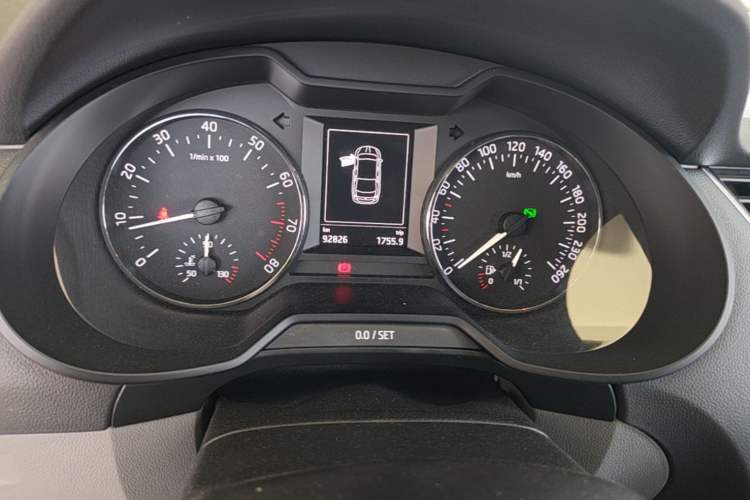 Used Skoda Octavia 2015 1.6L Automatic Yijun Edition Instrument Cluster