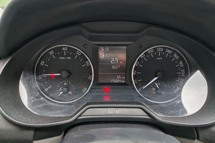 Used Skoda Octavia 2015 1.6L Manual Eado Edition Instrument Cluster