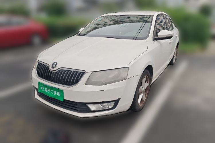 Used Skoda Octavia 2015 1.6L Automatic Yijie Edition Guazi used car, China used car export, Used car for sale, Used cars, Cheapest cars for sale