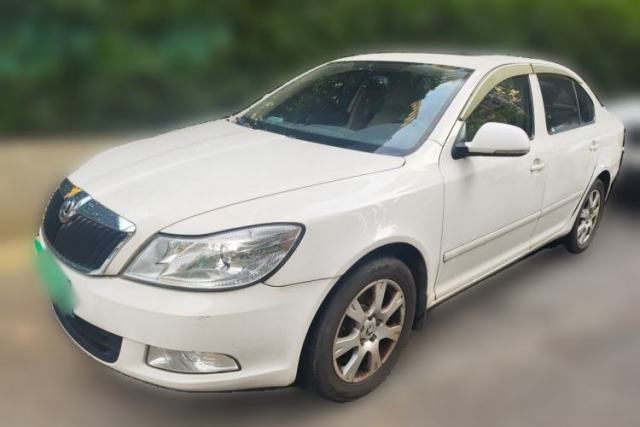 Ojetý Skoda Octavia 2015 Classic Model 1.6L Automatic Yijie Version