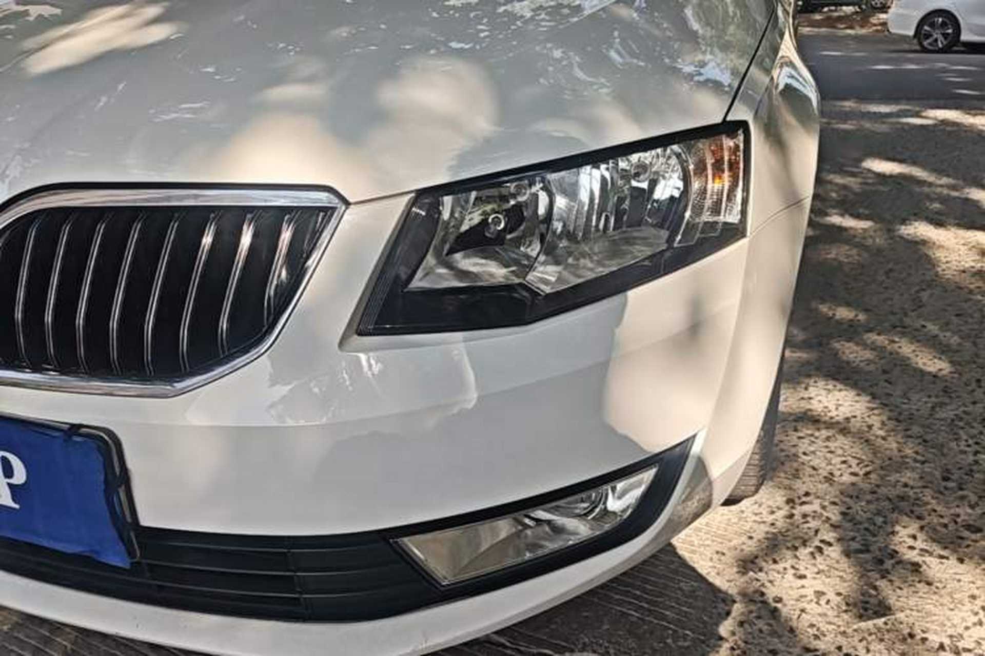 Used Skoda Octavia 2015 1.6L Manual Yijie Edition Left Front Headlight