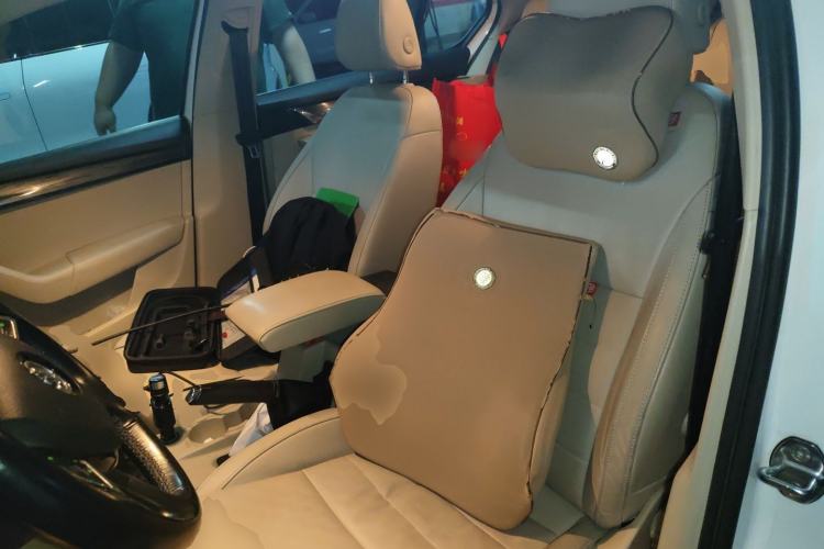 Used Skoda Octavia 2015 1.6L Manual Yijun Edition Left Front Seat