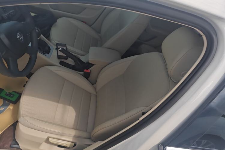 Used Skoda Octavia 2015 1.6L Automatic Yijie Edition Left Front Seat