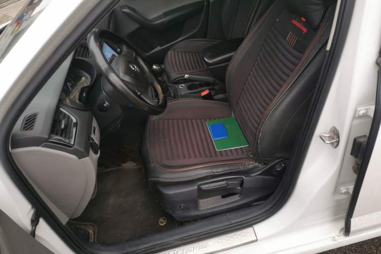 Used Skoda Octavia 2015 1.6L Manual Eado Edition Left Front Seat