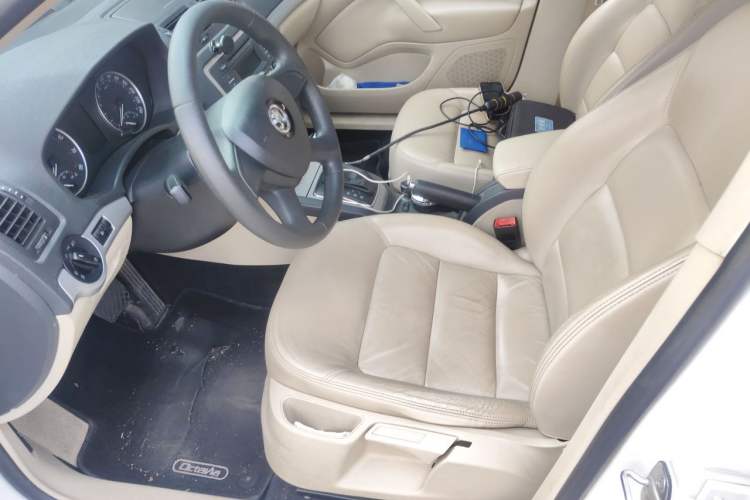 Used Skoda Octavia 2015 Classic Model 1.6L Automatic Yijie Version Left Front Seat