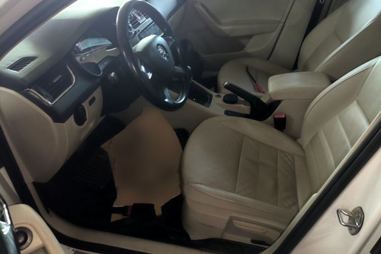 Used Skoda Octavia 2015 1.4TSI DSG Yijun Edition Left Front Seat