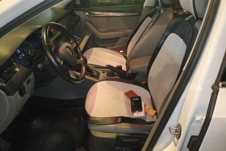 Used Skoda Octavia 2015 1.6L Automatic Yijun Edition Left Front Seat