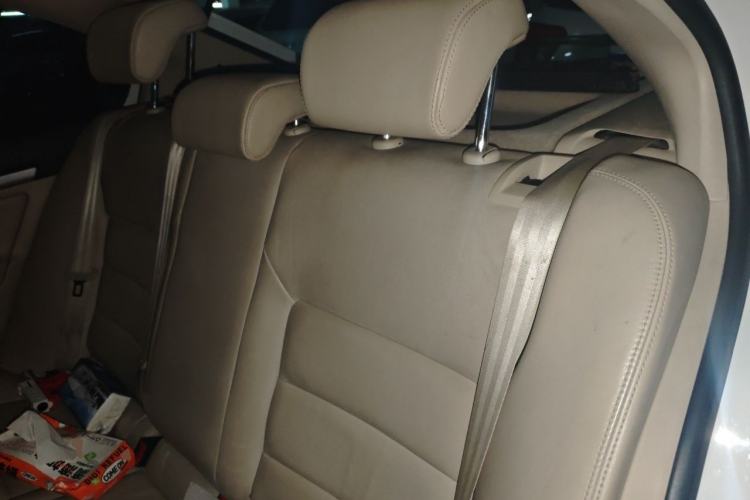Used Skoda Octavia 2015 Classic Model 1.6L Automatic Yijie Version Left Rear Seat