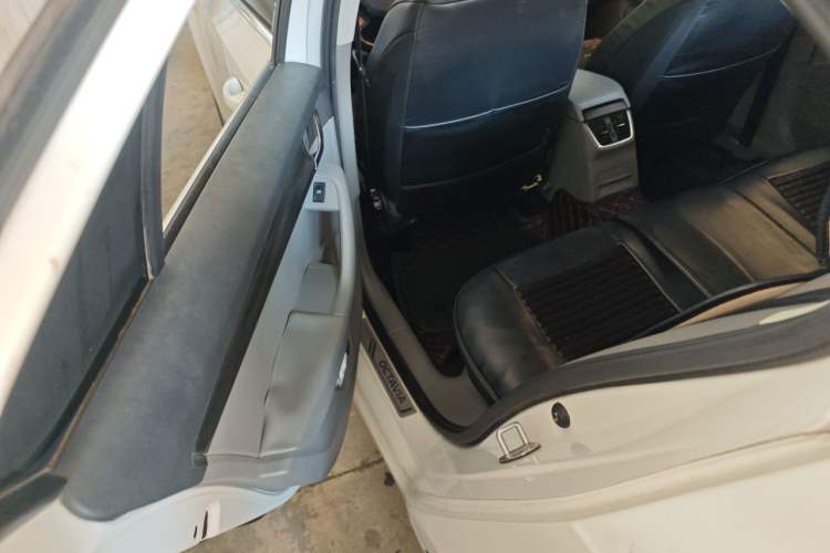Used Skoda Octavia 2015 1.6L Automatic Yijun Edition Left Rear Seat
