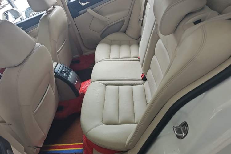 Used Skoda Octavia 2015 Classic Model 1.6L Automatic Yijie Version Left Rear Seat