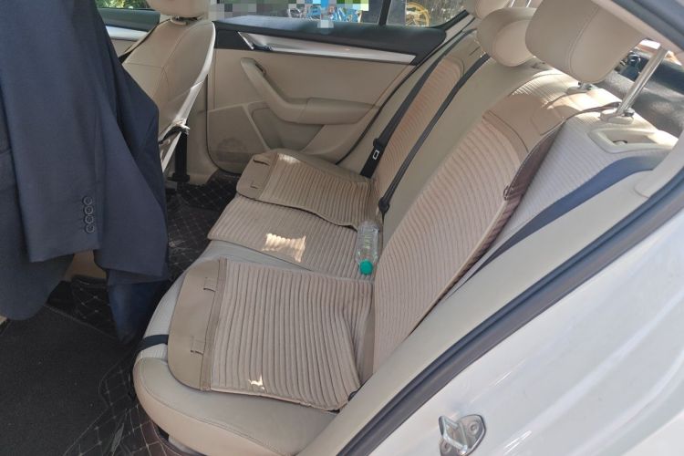 Used Skoda Octavia 2015 1.6L Manual Yijie Edition Left Rear Seat