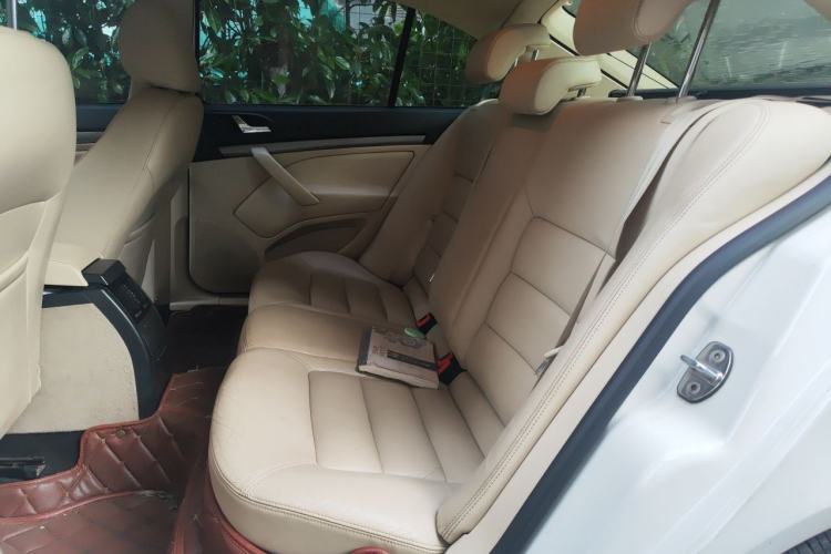 Used Skoda Octavia 2015 Classic Model 1.6L Automatic Yijie Version Left Rear Seat