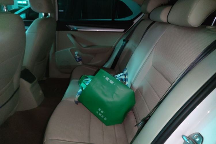 Used Skoda Octavia 2015 1.6L Automatic Yijie Edition Left Rear Seat