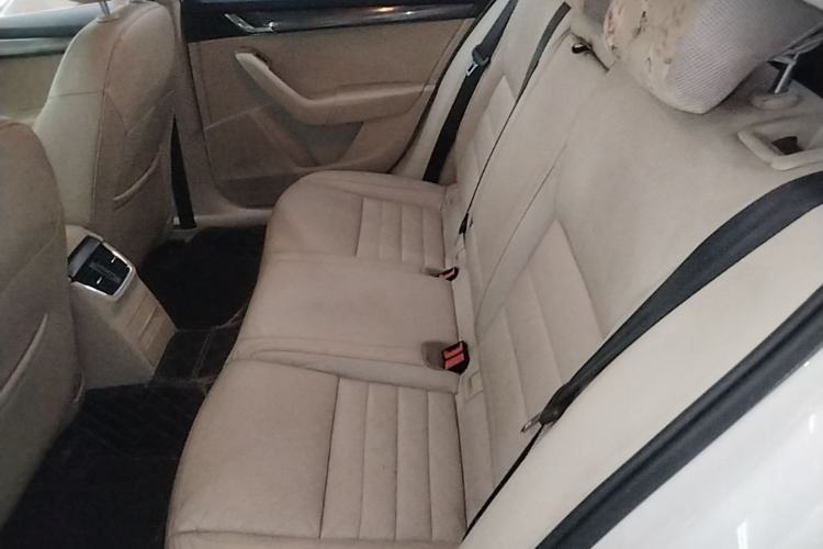 Used Skoda Octavia 2015 1.6L Automatic Yijun Edition Left Rear Seat
