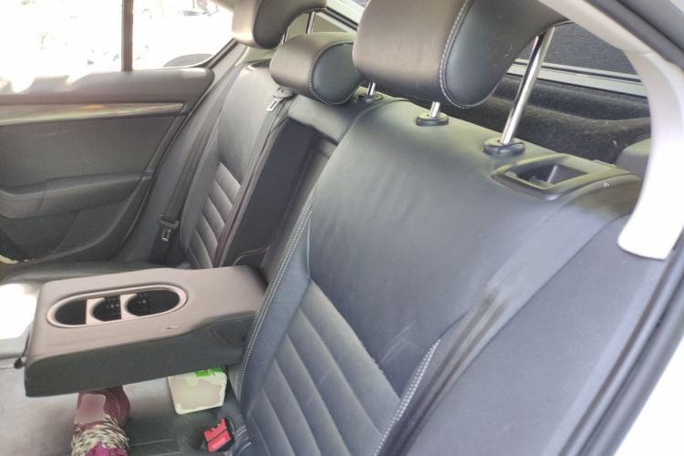 Used Skoda Octavia 2015 1.6L Manual Yijun Edition Left Rear Seat