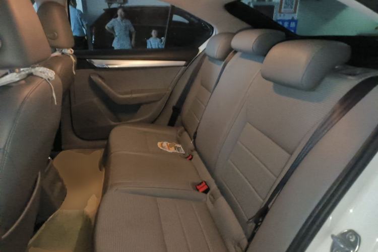 Used Skoda Octavia 2015 1.6L Manual Yijie Edition Left Rear Seat