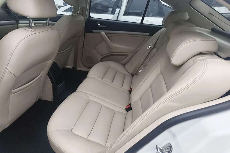 Used Skoda Octavia 2015 Classic Model 1.6L Automatic Yijie Version Left Rear Seat