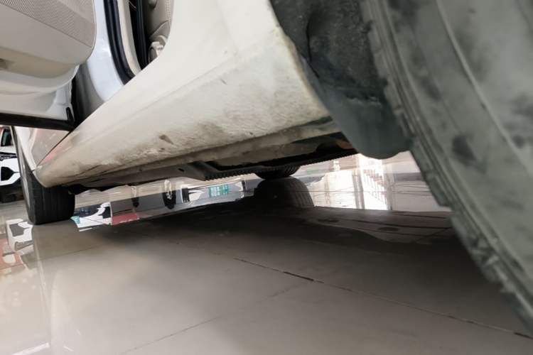 Used Skoda Octavia 2015 1.6L Automatic Yijun Edition Left Side Sill
