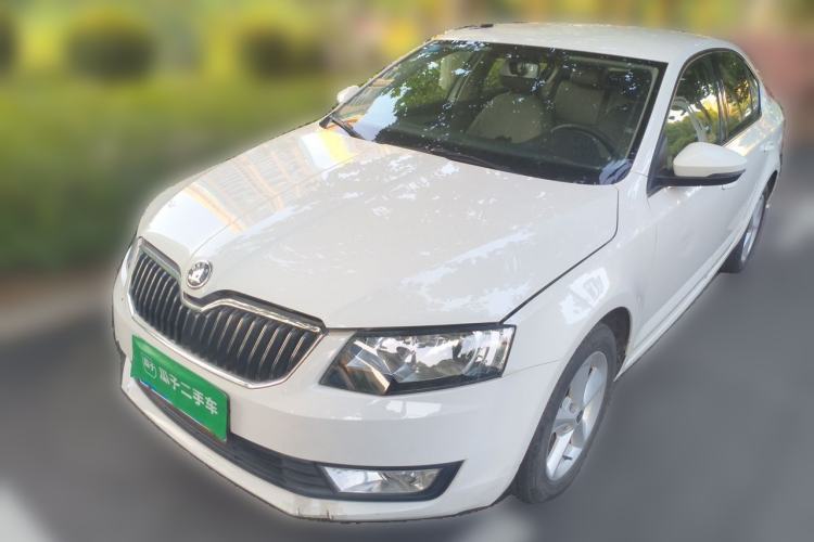 Used Skoda Octavia 2015 1.6L Automatic Yijie Edition Guazi used car, China used car export, Used car for sale, Used  cars, Cheapest cars for sale